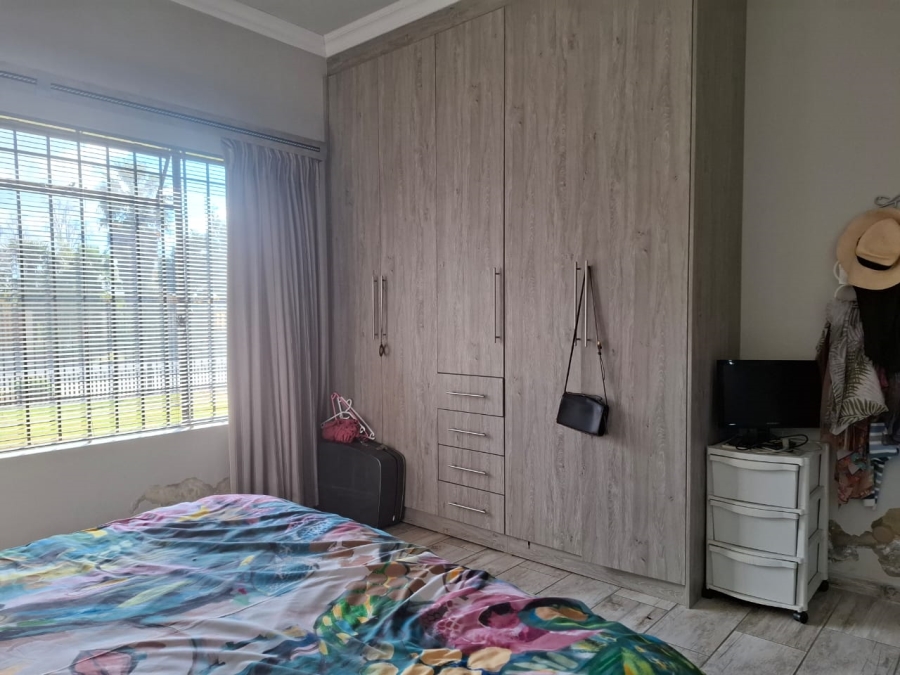 4 Bedroom Property for Sale in Park West Free State
